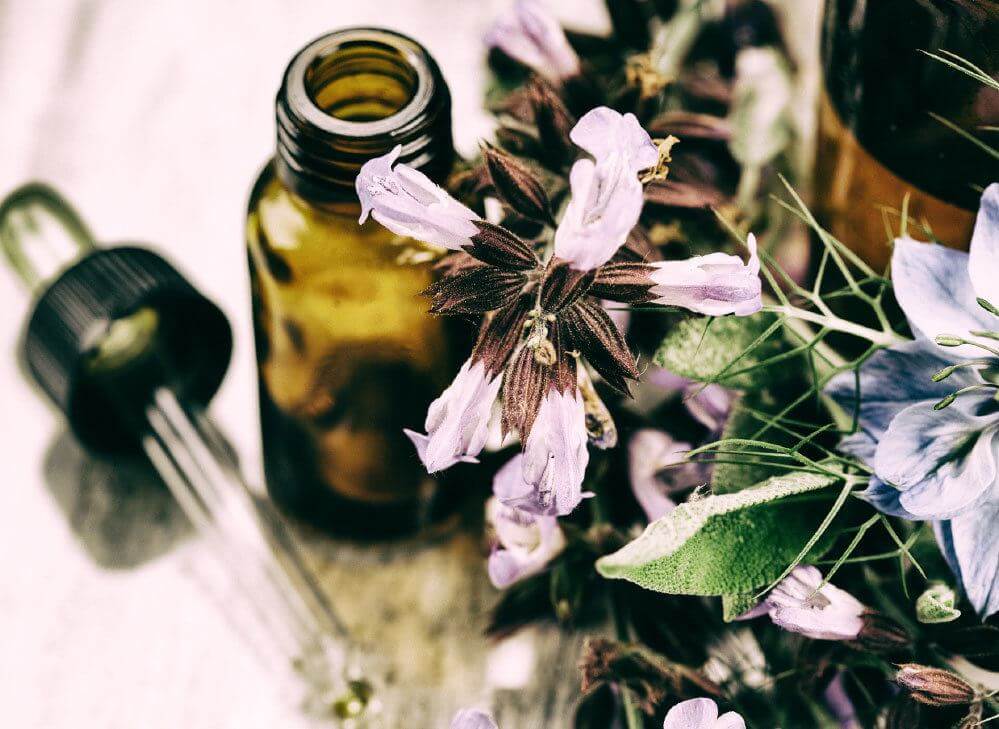 Bulk supply & manufacture of oils & oil powders for homeopathic products Oils & oil powders for homeopathic products